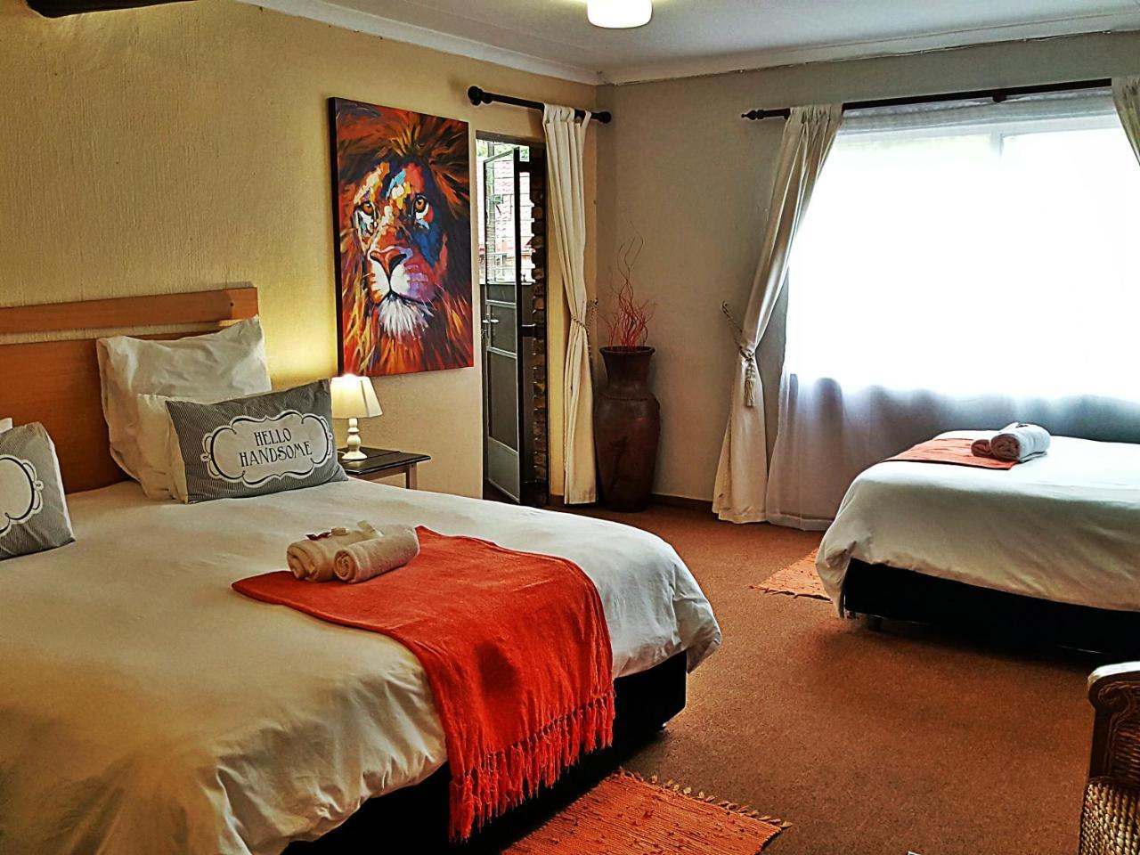 Midrand Guesthouse - Tasa Extérieur photo